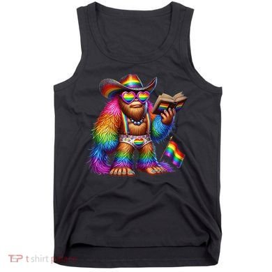 Funny Rainbow Pride Bigfoot Reading Book With Heart Glasses Tank Top