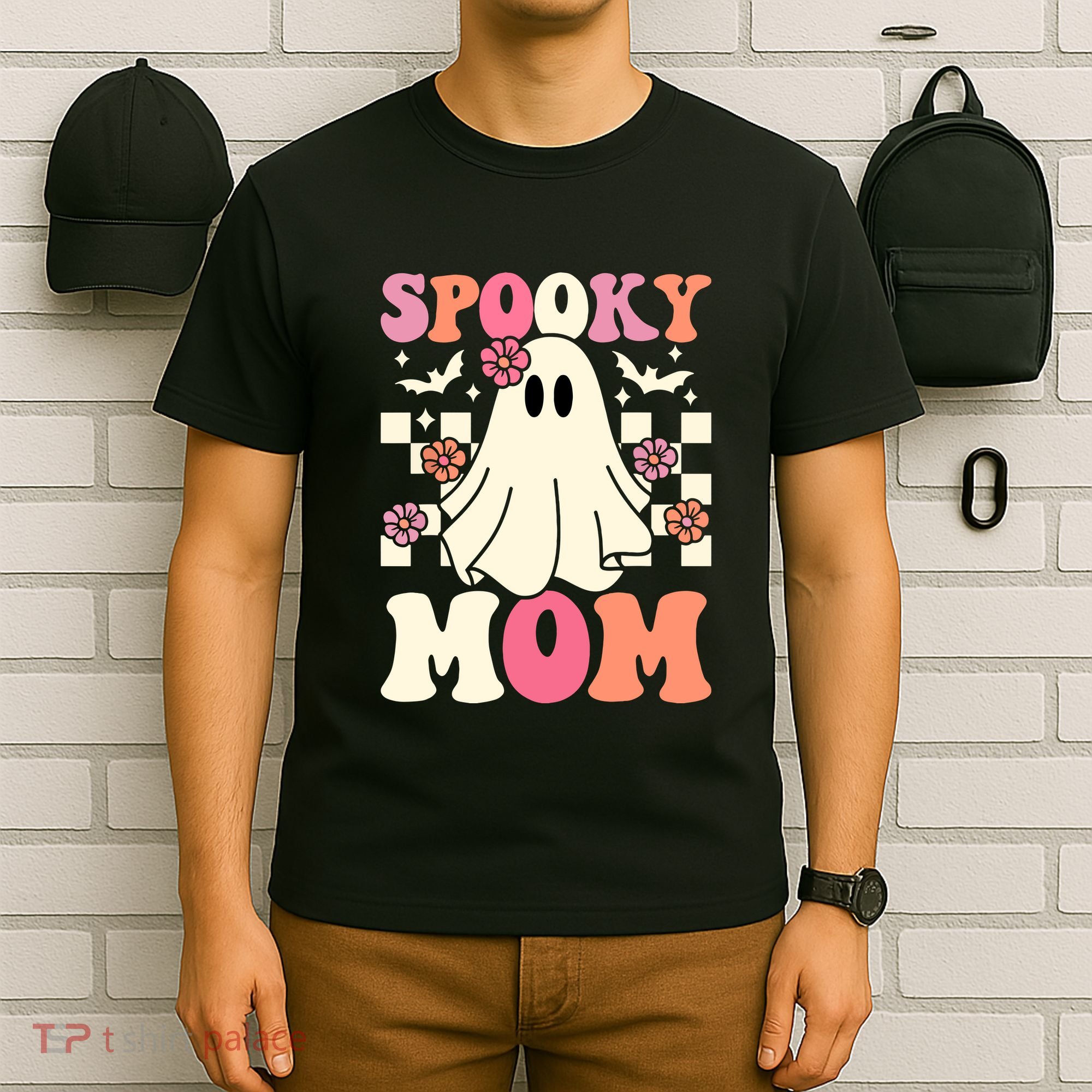Family Retro Spooky Mom Groovy Halloween Ghost Costume Gift T-Shirt