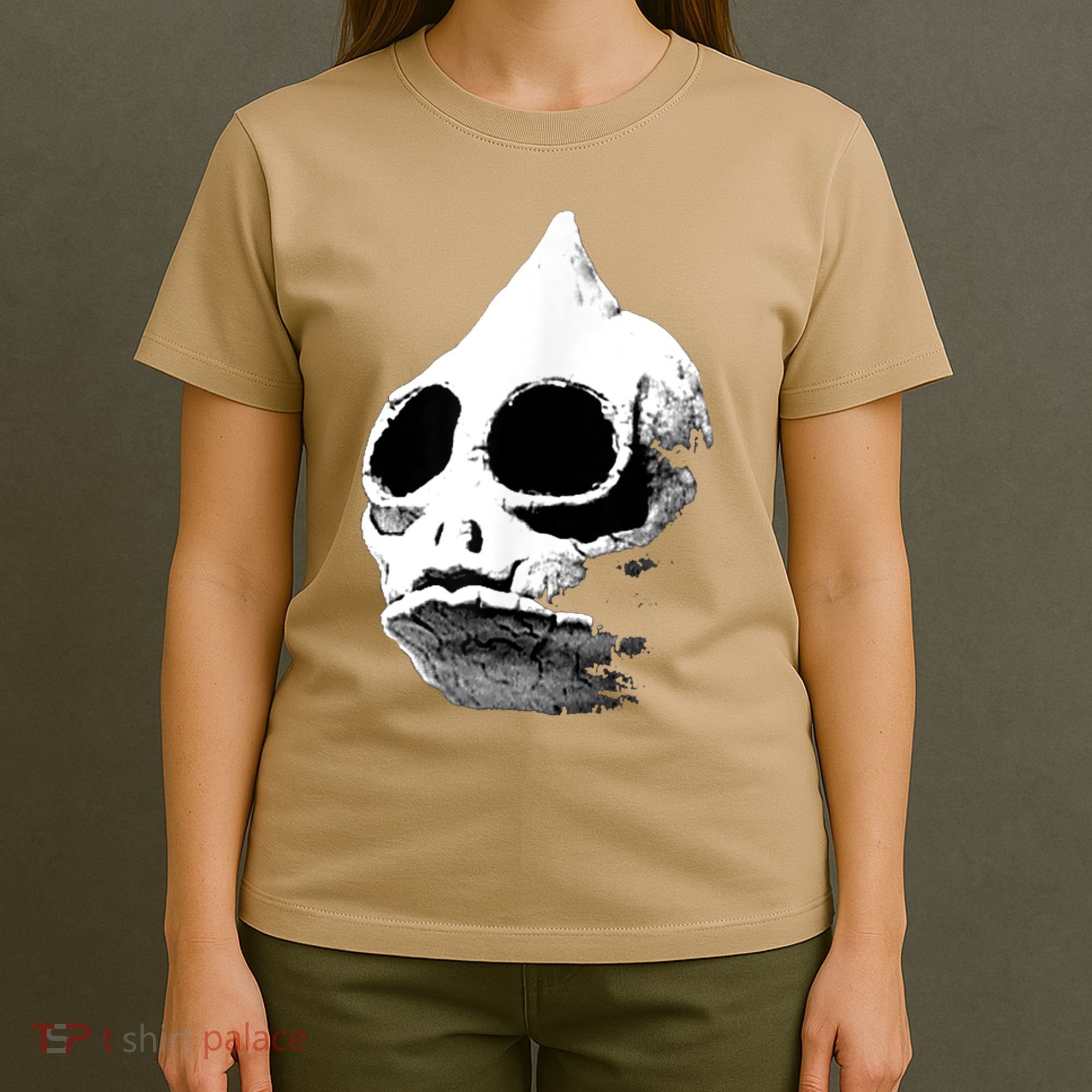 Funny Retro Sleestak Reptilian Skull Graphic T-Shirt