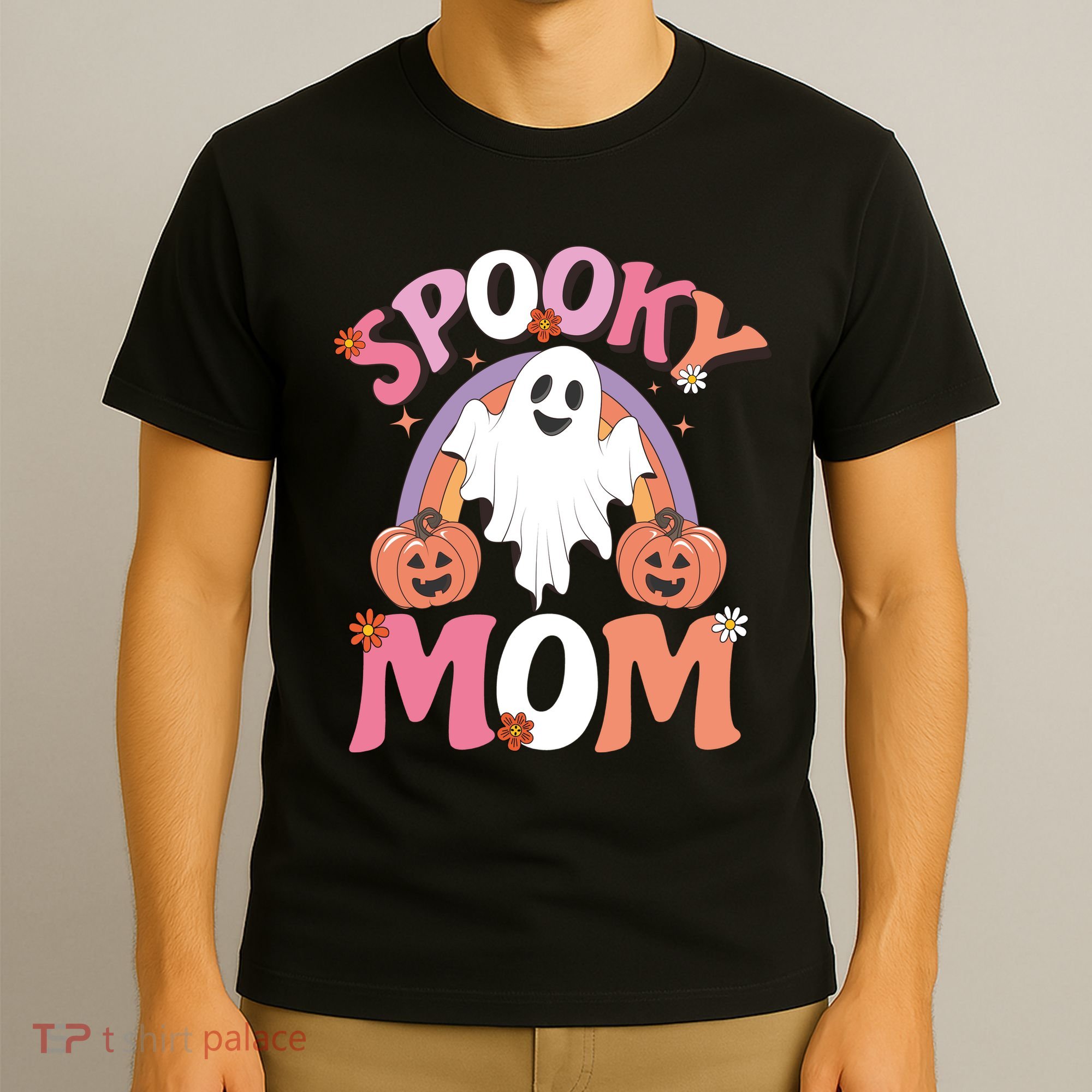 Family Retro Spooky Mom Groovy Retro Halloween Ghost Costume Gift T-Shirt
