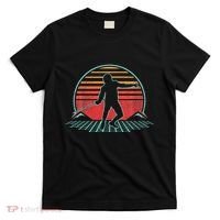 Fencing Retro Vintage 80s Style Fencer Gift T-Shirt thumb 0