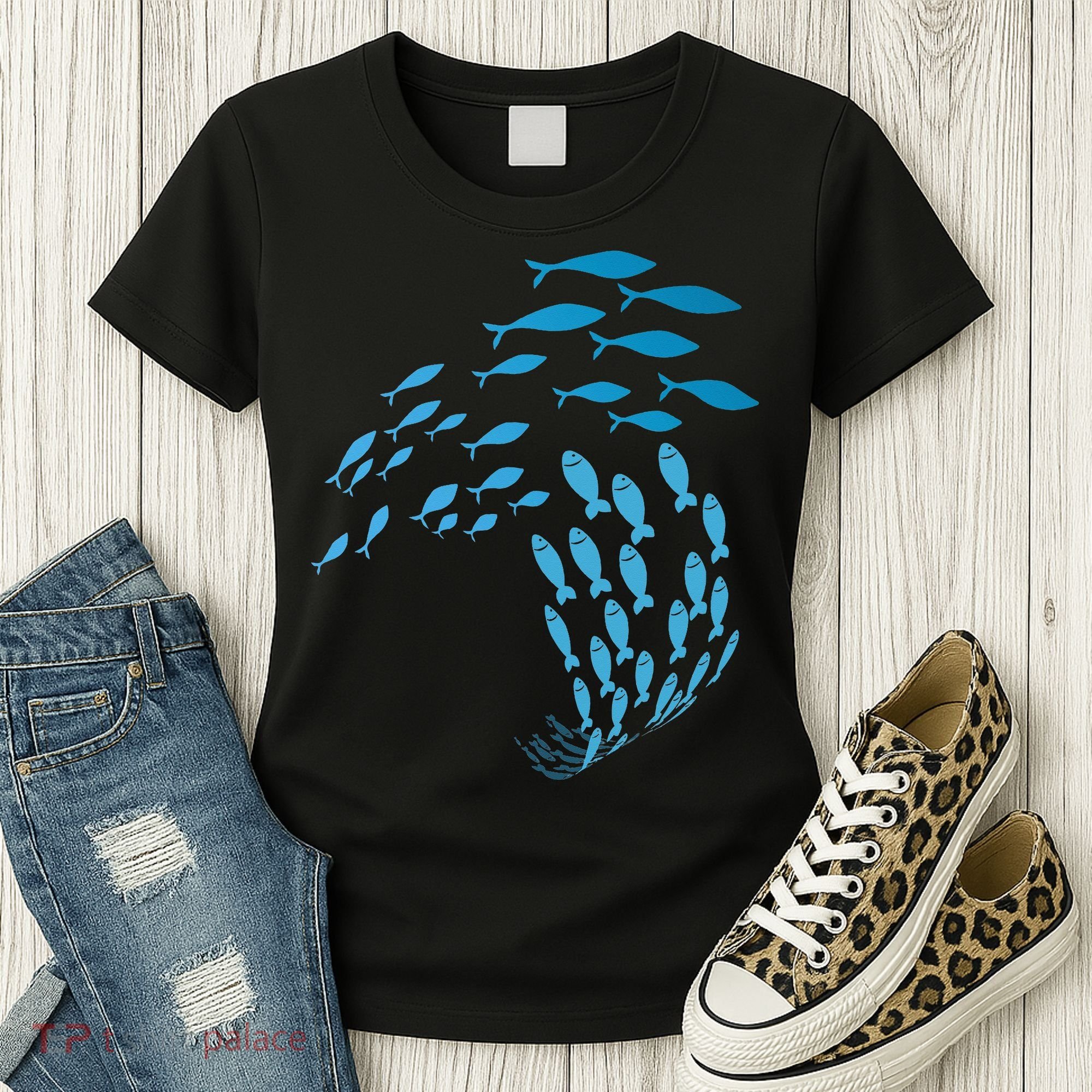 Fish Swim Against The Current In The Sea Women's T-Shirt