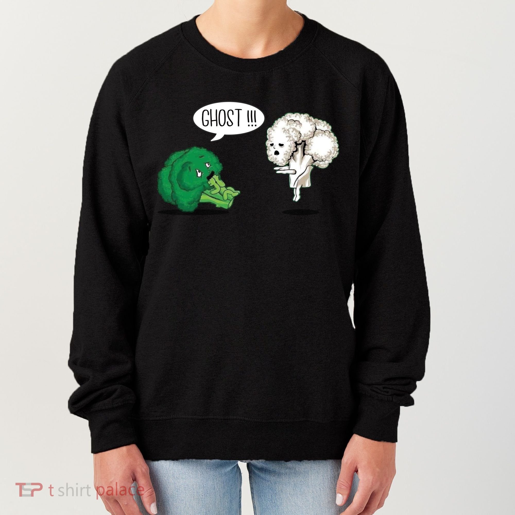 Funny Scared Broccoli By Ghost Cauliflower Funny Vegetarian Gift Women's Sweatshirt