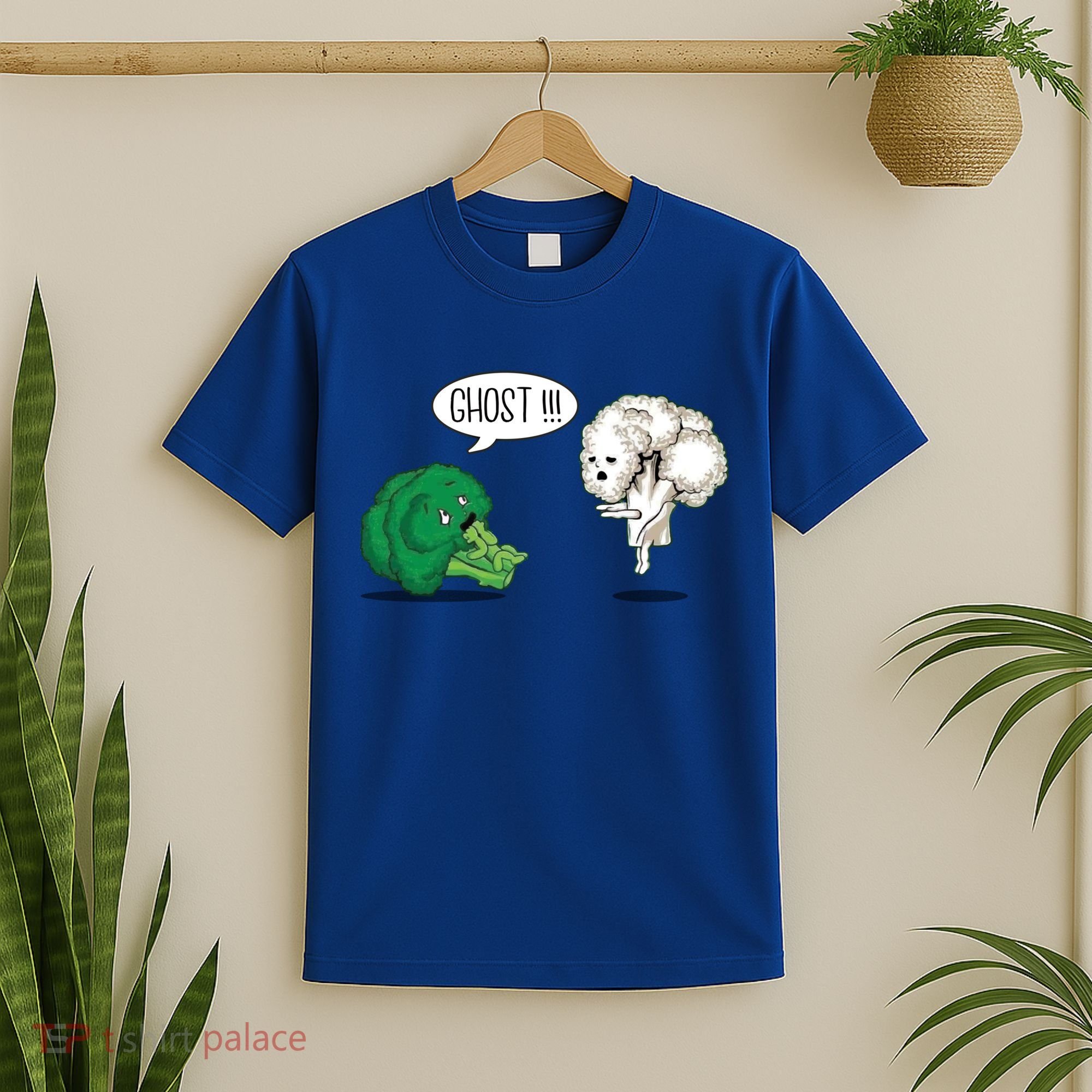 Funny Scared Broccoli By Ghost Cauliflower Funny Vegetarian Gift T-Shirt