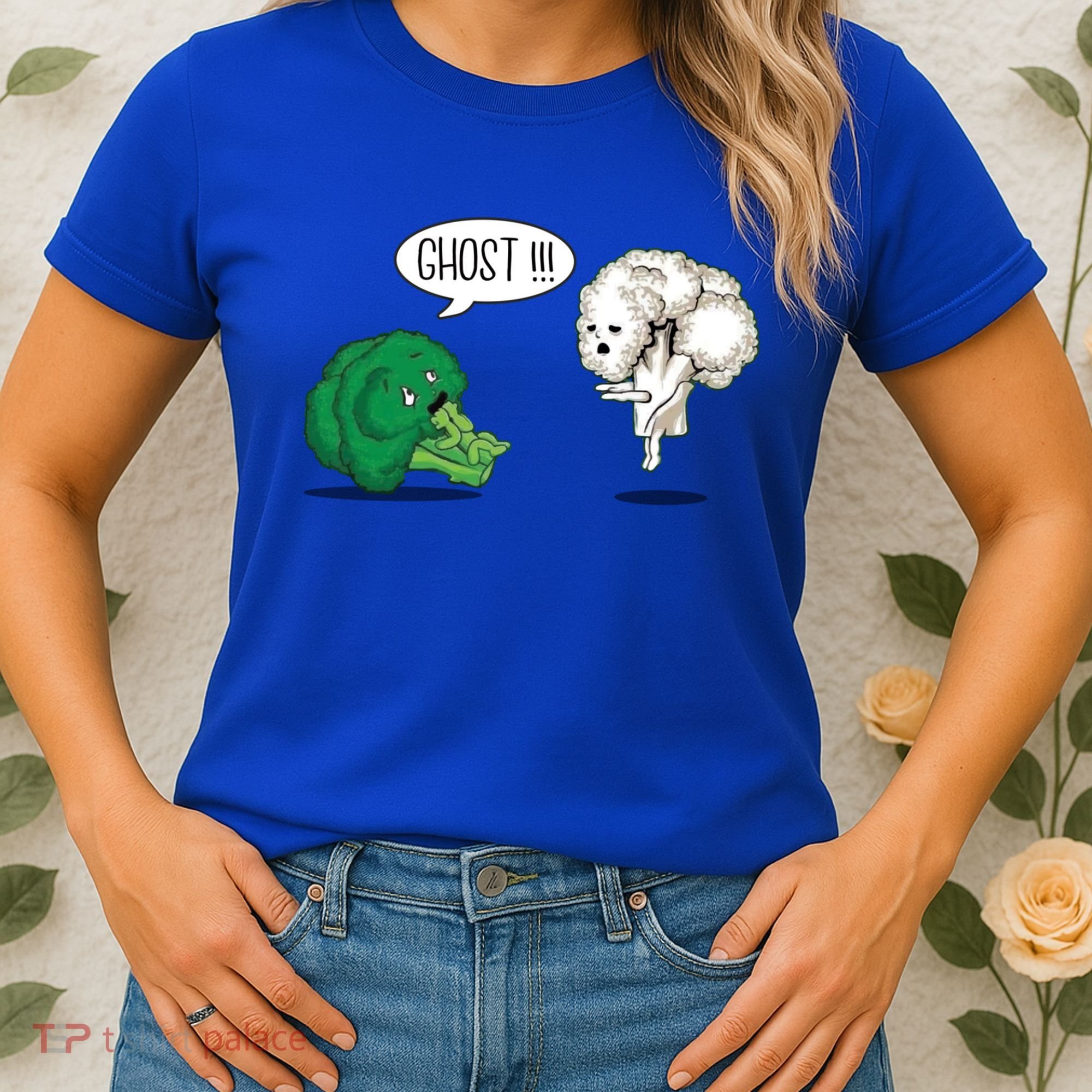 Funny Scared Broccoli By Ghost Cauliflower Funny Vegetarian Gift Women's T-Shirt