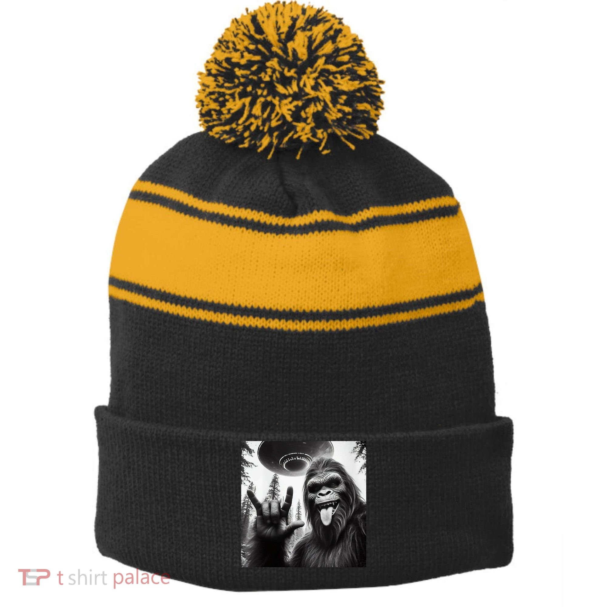 Funny Sasquatch Bigfoot Rock On Selfie With Ufo Alien Stripe Pom Pom Beanie