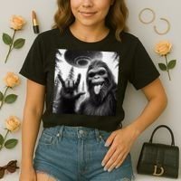Funny Sasquatch Bigfoot Rock On Selfie With Ufo Alien Comfort Colors Boxy T-Shirt thumb 2