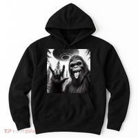 Funny Sasquatch Bigfoot Rock On Selfie With Ufo Alien Hoodie thumb 0