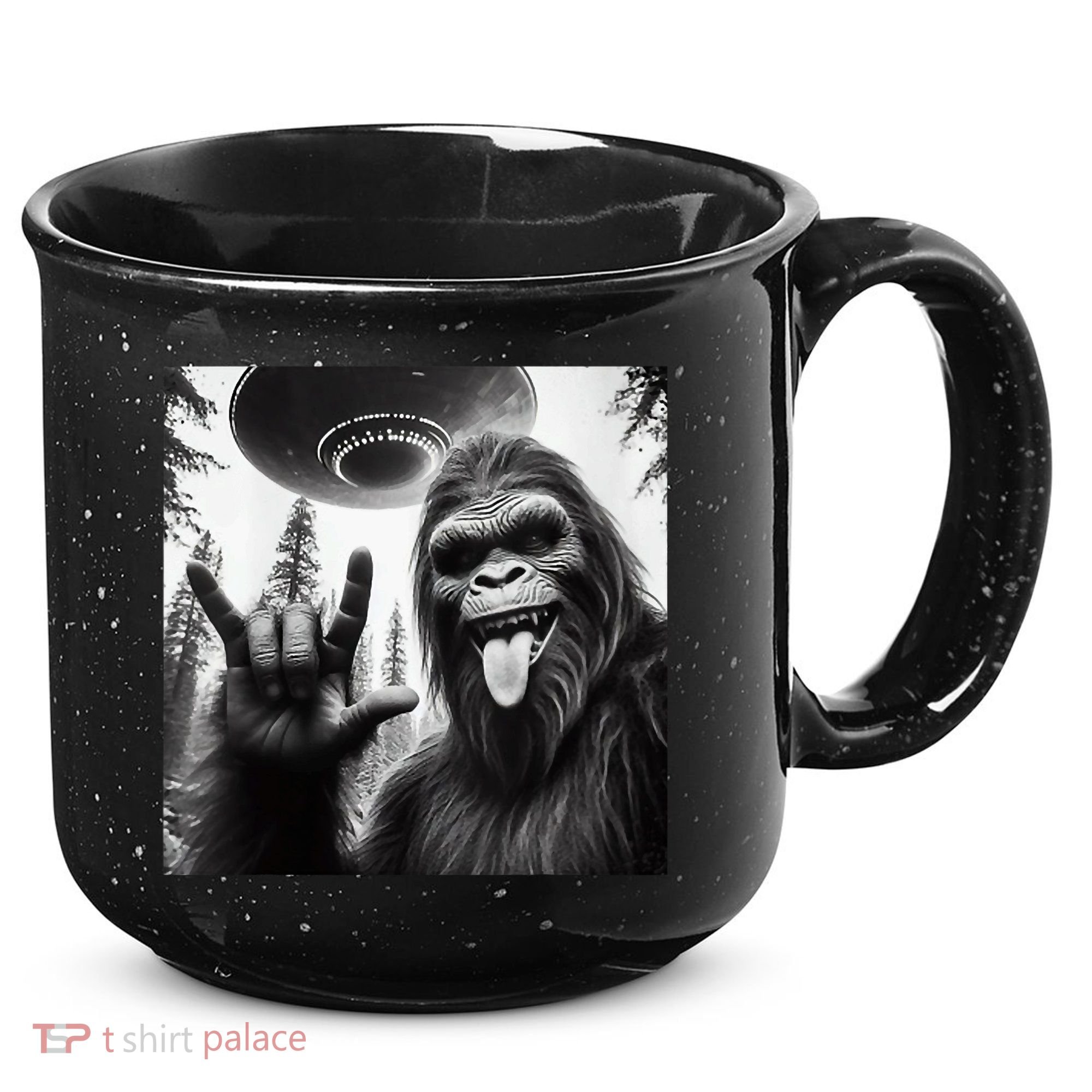 Funny Sasquatch Bigfoot Rock On Selfie With Ufo Alien 15oz Campfire Ceramic Mug
