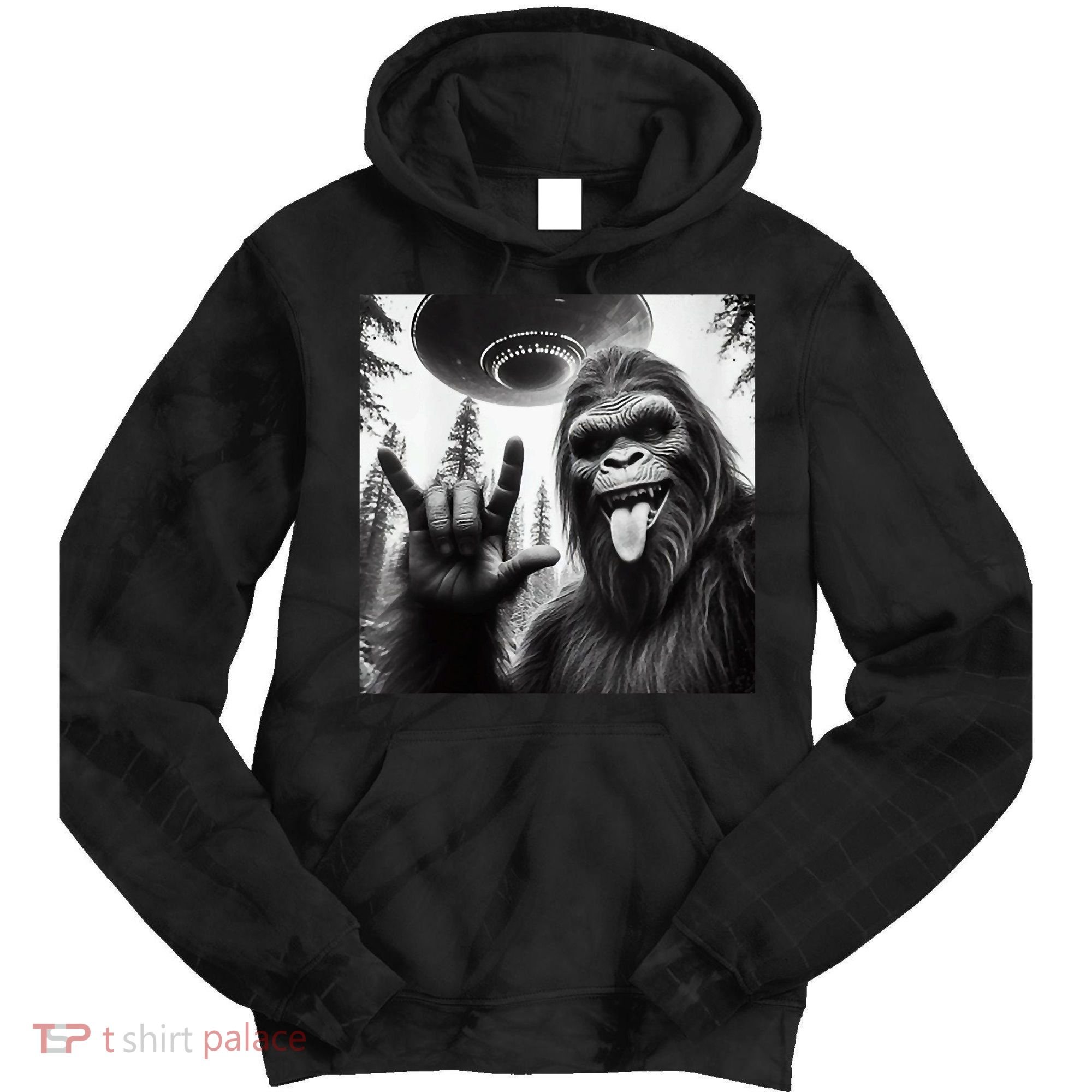 Funny Sasquatch Bigfoot Rock On Selfie With Ufo Alien Tie Dye Hoodie