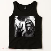 Funny Sasquatch Bigfoot Rock On Selfie With Ufo Alien Tank Top thumb 2