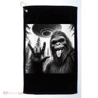 Funny Sasquatch Bigfoot Rock On Selfie With Ufo Alien Golf Towel thumb 0