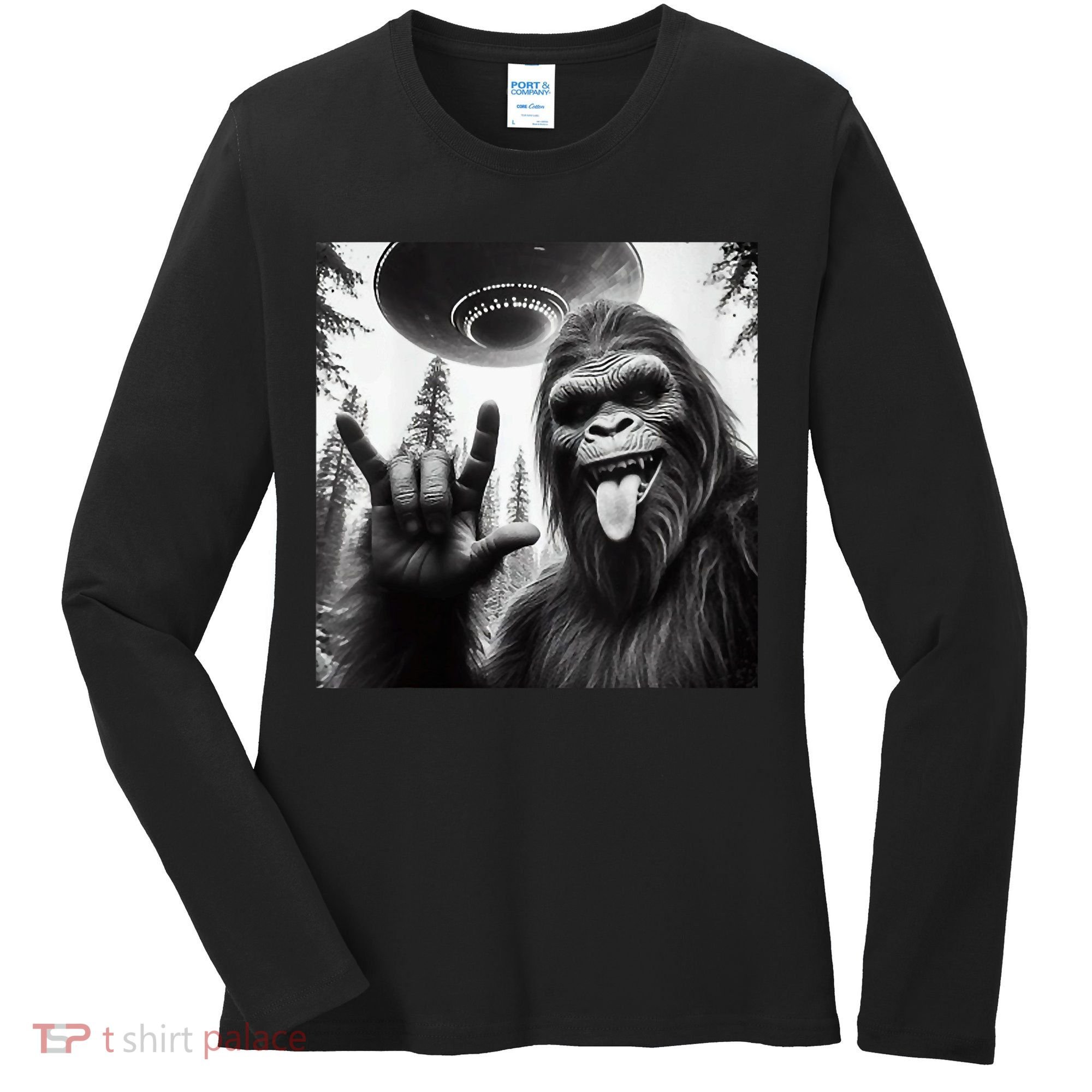Funny Sasquatch Bigfoot Rock On Selfie With Ufo Alien Women's Long Sleeve Shirt