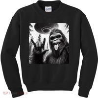 Funny Sasquatch Bigfoot Rock On Selfie With Ufo Alien Kids Sweatshirt thumb 0