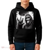 Funny Sasquatch Bigfoot Rock On Selfie With Ufo Alien Kids Hoodie thumb 4