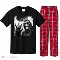 Funny Sasquatch Bigfoot Rock On Selfie With Ufo Alien Kids Plaid Pajama Set thumb 0