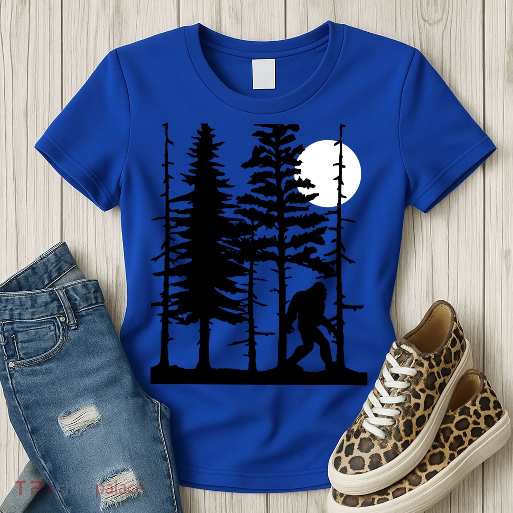 For Sasquatch Believers Gift Women's T-Shirt