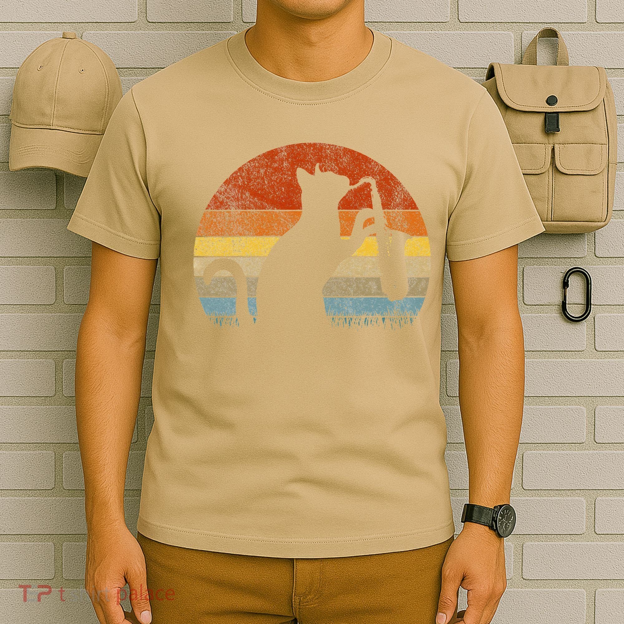 Funny Saxophone Cat Musician Jazz Music Lover Retro Vintage T-Shirt