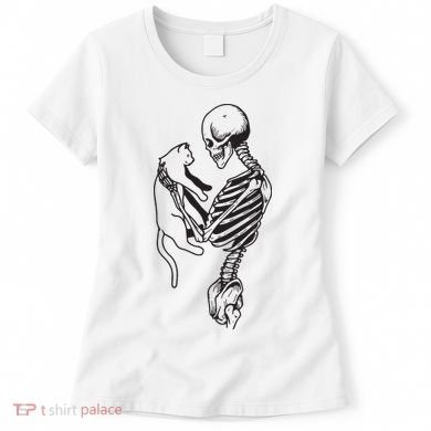 Funny Skeleton Holding A Cat, Cat Lover, Cat Mom, Halloween Women's T-Shirt