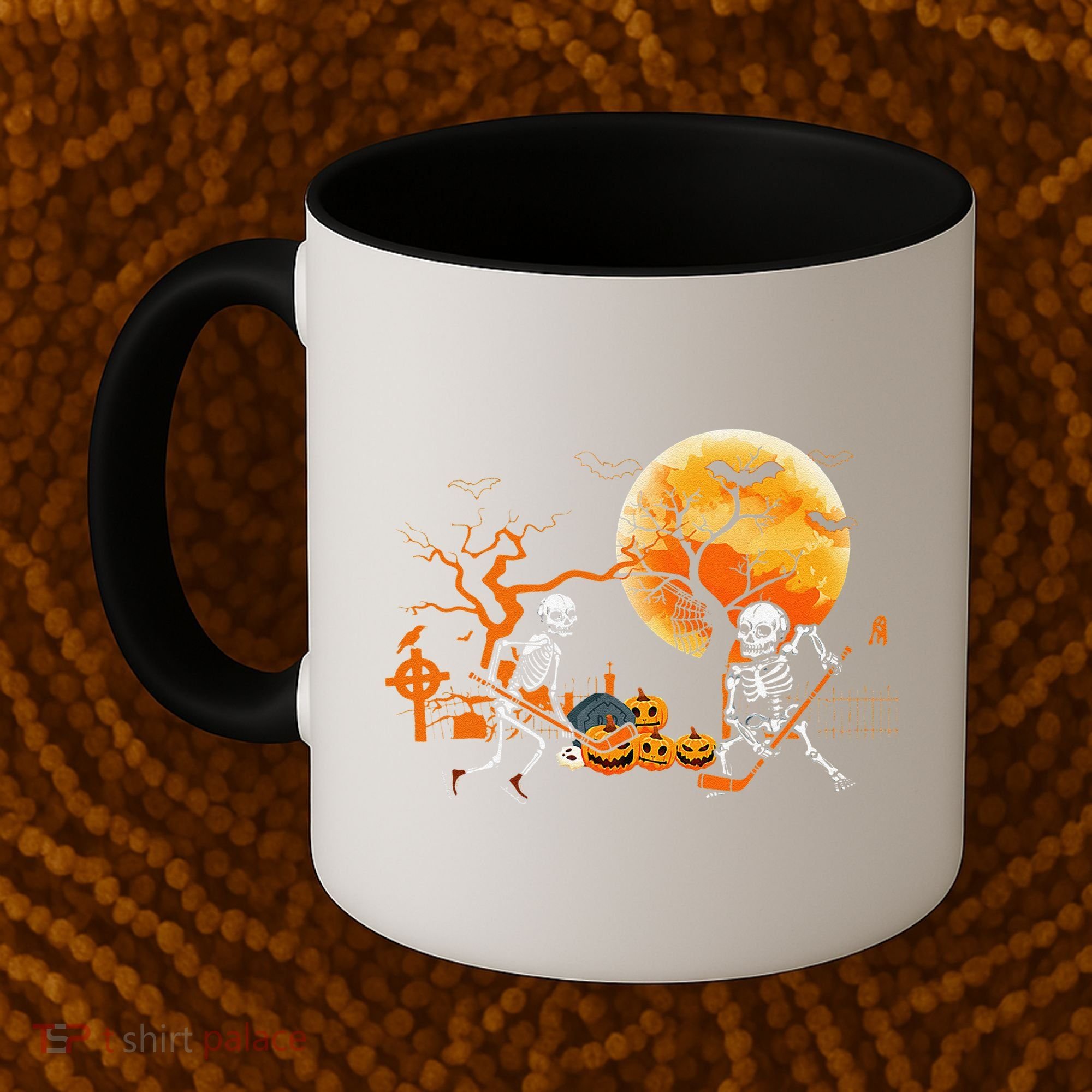 Funny Skeleton Hockey Pumpin Spooky Halloween Costume Coffee Mug