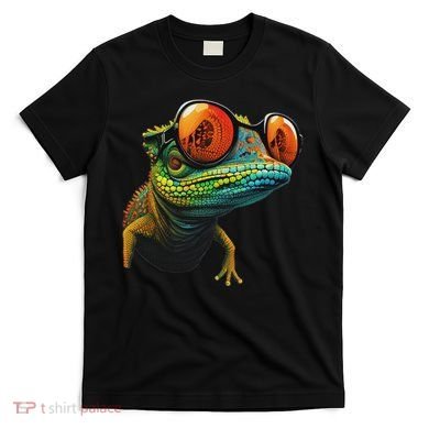 Funny Smart Looking Lizard With Glasses T-Shirt