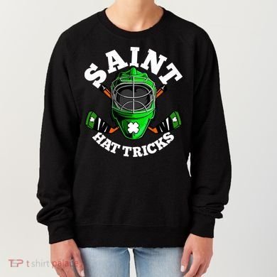 Funny St Patrick's Day Saint Hat Tricks Hockey Player Fan Women's Sweatshirt