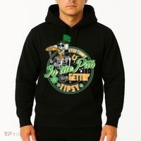 Funny St Patricks Day Everybody In The Pub Gettin Tipsy Skeleton Beer Hoodie thumb 2