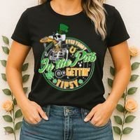 Funny St Patricks Day Everybody In The Pub Gettin Tipsy Skeleton Beer Women's T-Shirt thumb 2