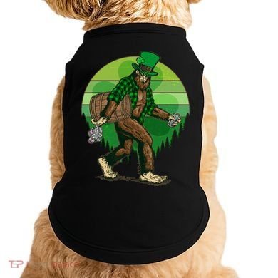 Funny St Patrick's Day Leprechaun Sasquatch With Beer Doggie Tank