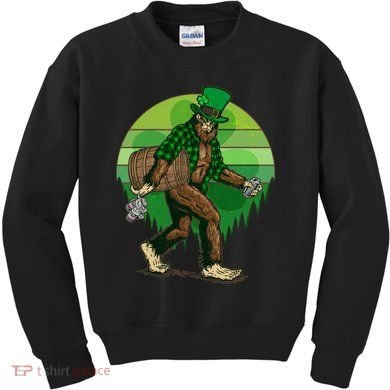 Funny St Patrick's Day Leprechaun Sasquatch With Beer Kids Sweatshirt