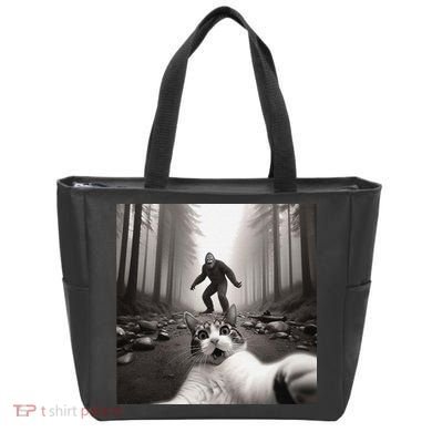 Funny Surprised Scared Cat Selfie With Sasquatsch Bigfoot Tote Bag