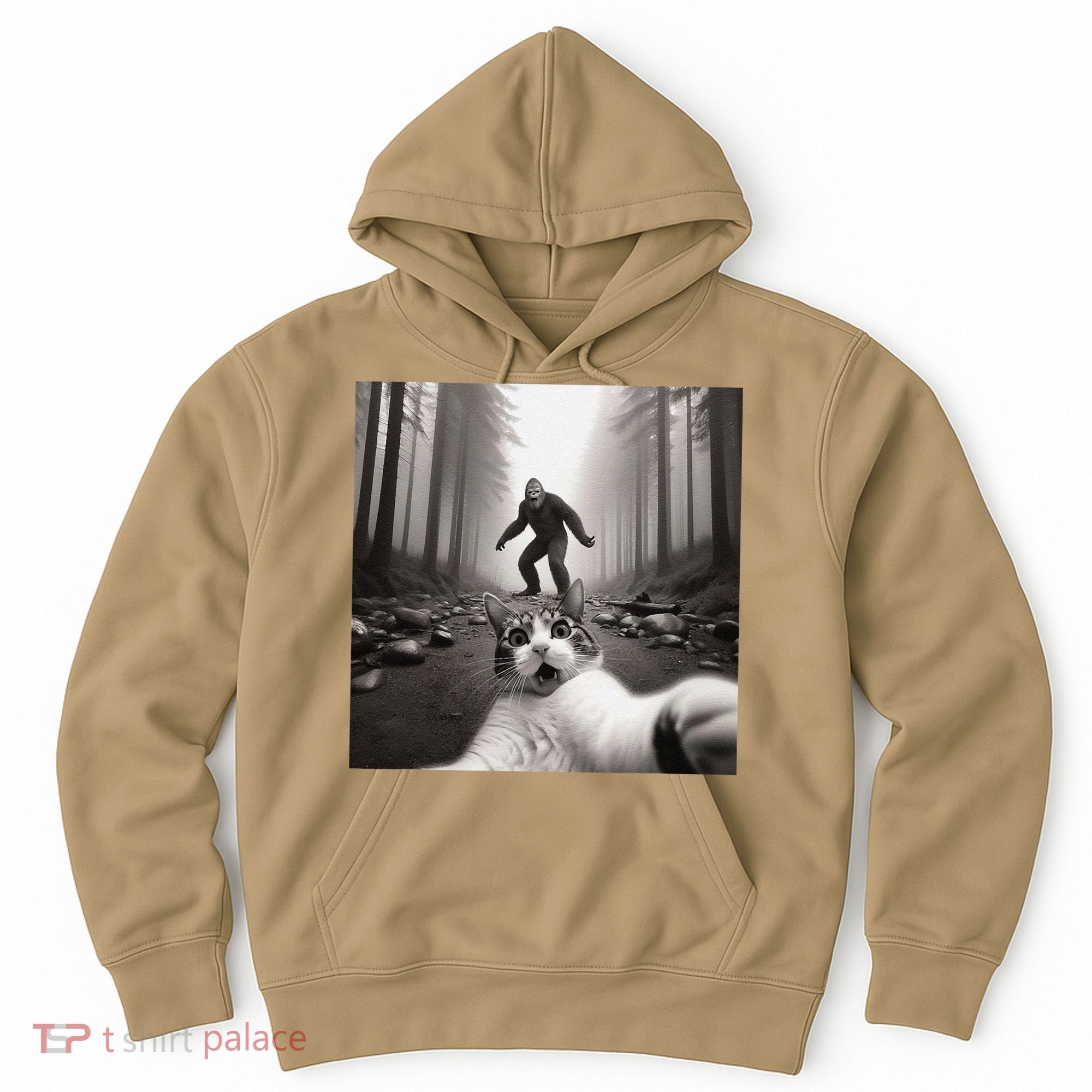 Funny Surprised Scared Cat Selfie With Sasquatsch Bigfoot Hoodie