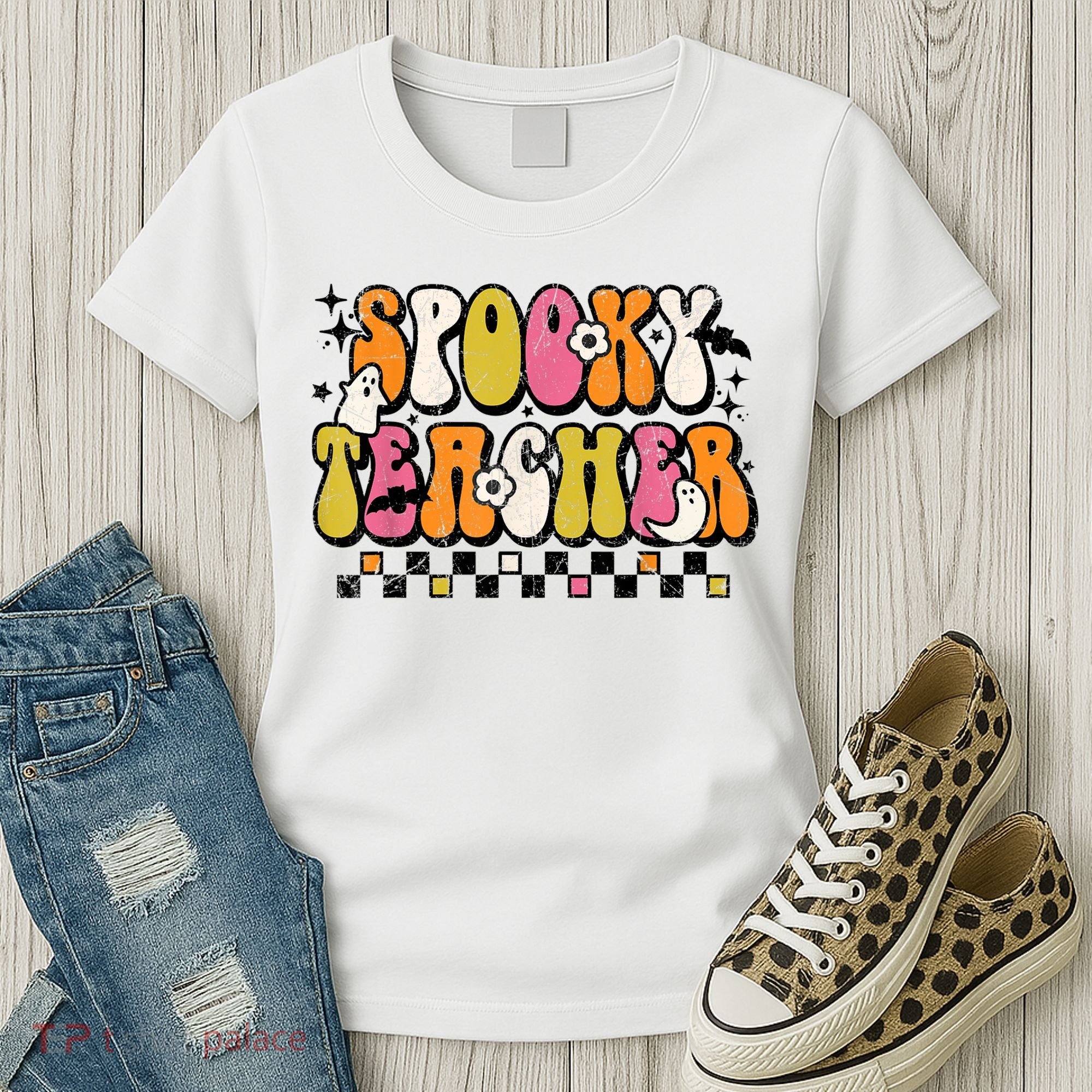 Funny Spooky Season Retro Spooky Teacher Halloween Costume Women's T-Shirt