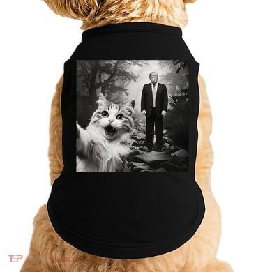 Funny Surprised Scared Cat Selfie With D.Trump Doggie Tank