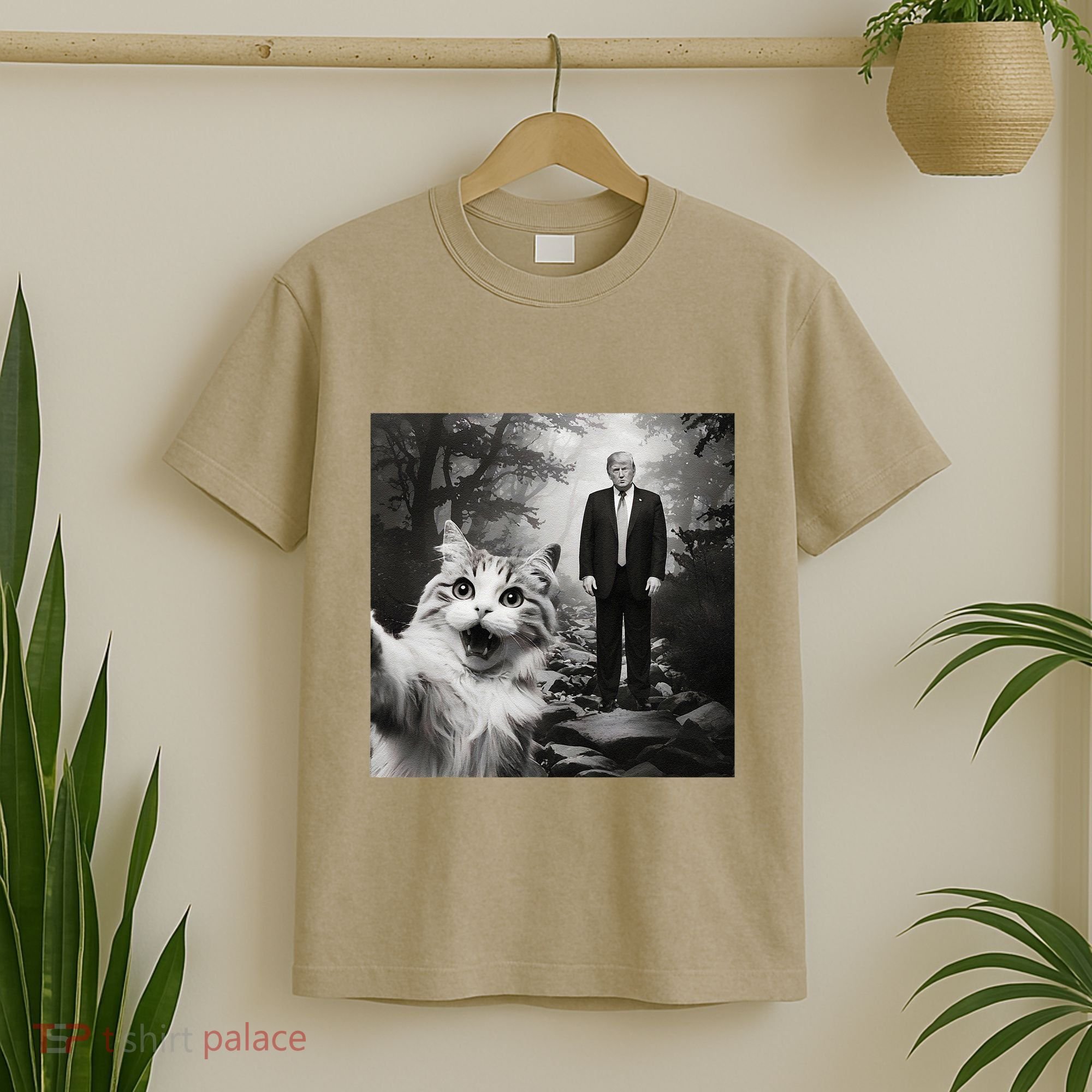 Funny Surprised Scared Cat Selfie With D.Trump T-Shirt