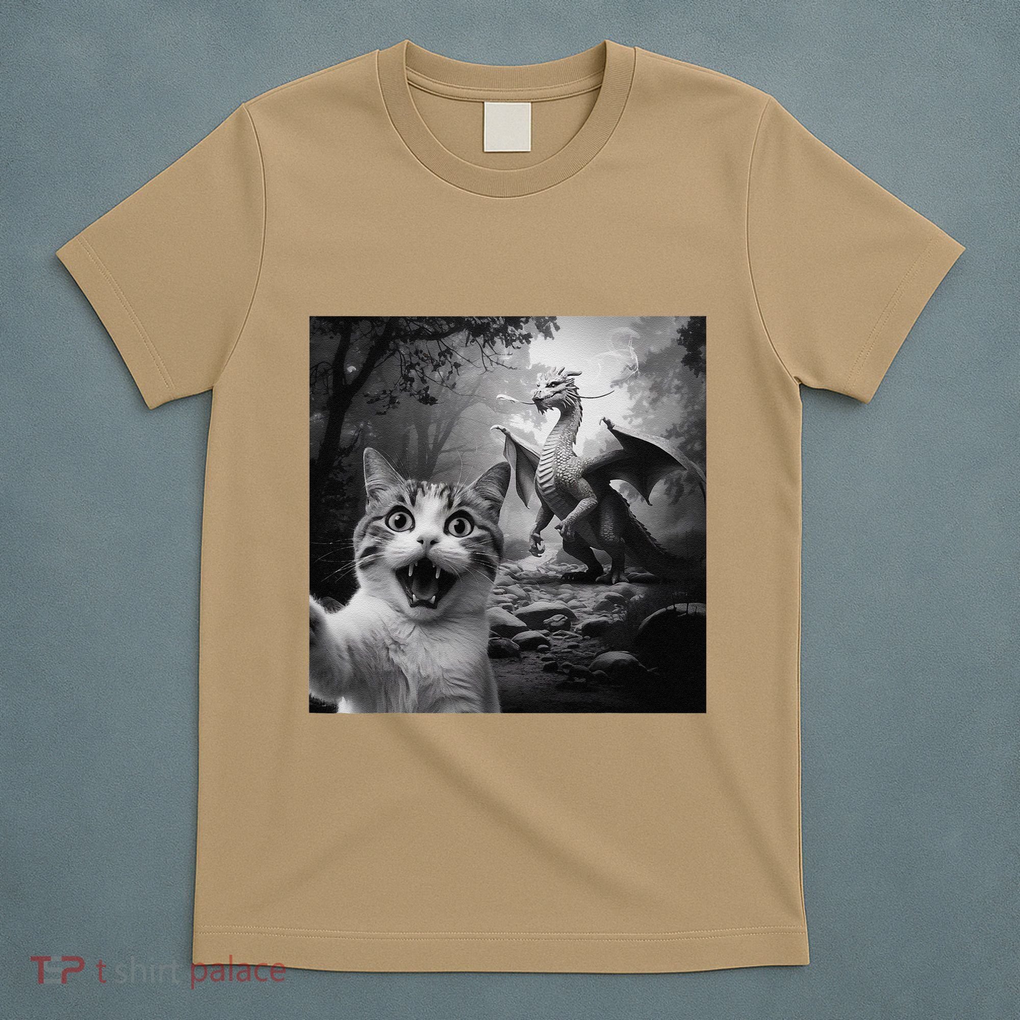 Funny Surprised Scared Cat Selfie With Dragon T-Shirt