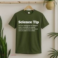 Funny Science Tip How To Distinguish A Alligator From A Crocodile T-Shirt thumb 2