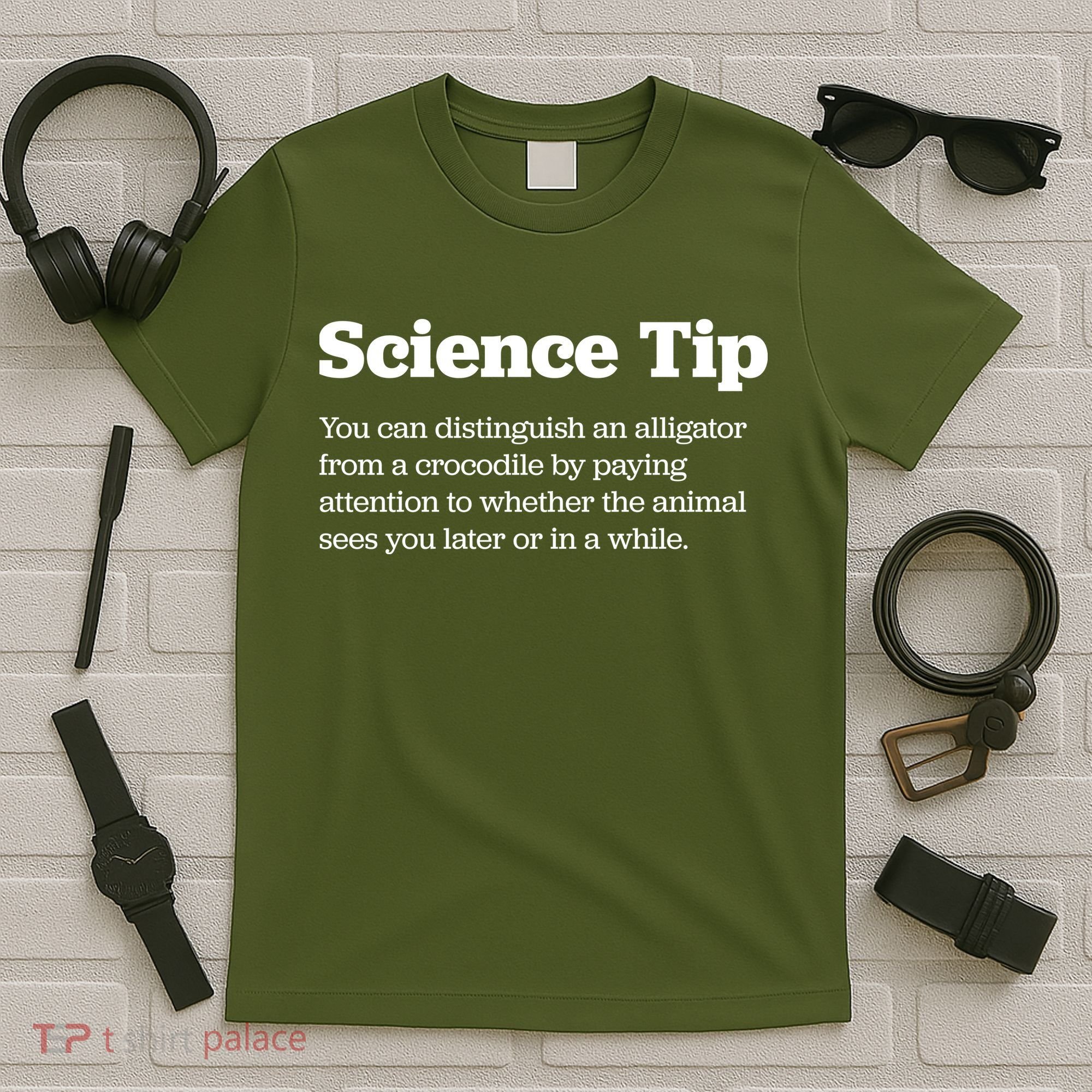 Funny Science Tip How To Distinguish A Alligator From A Crocodile T-Shirt