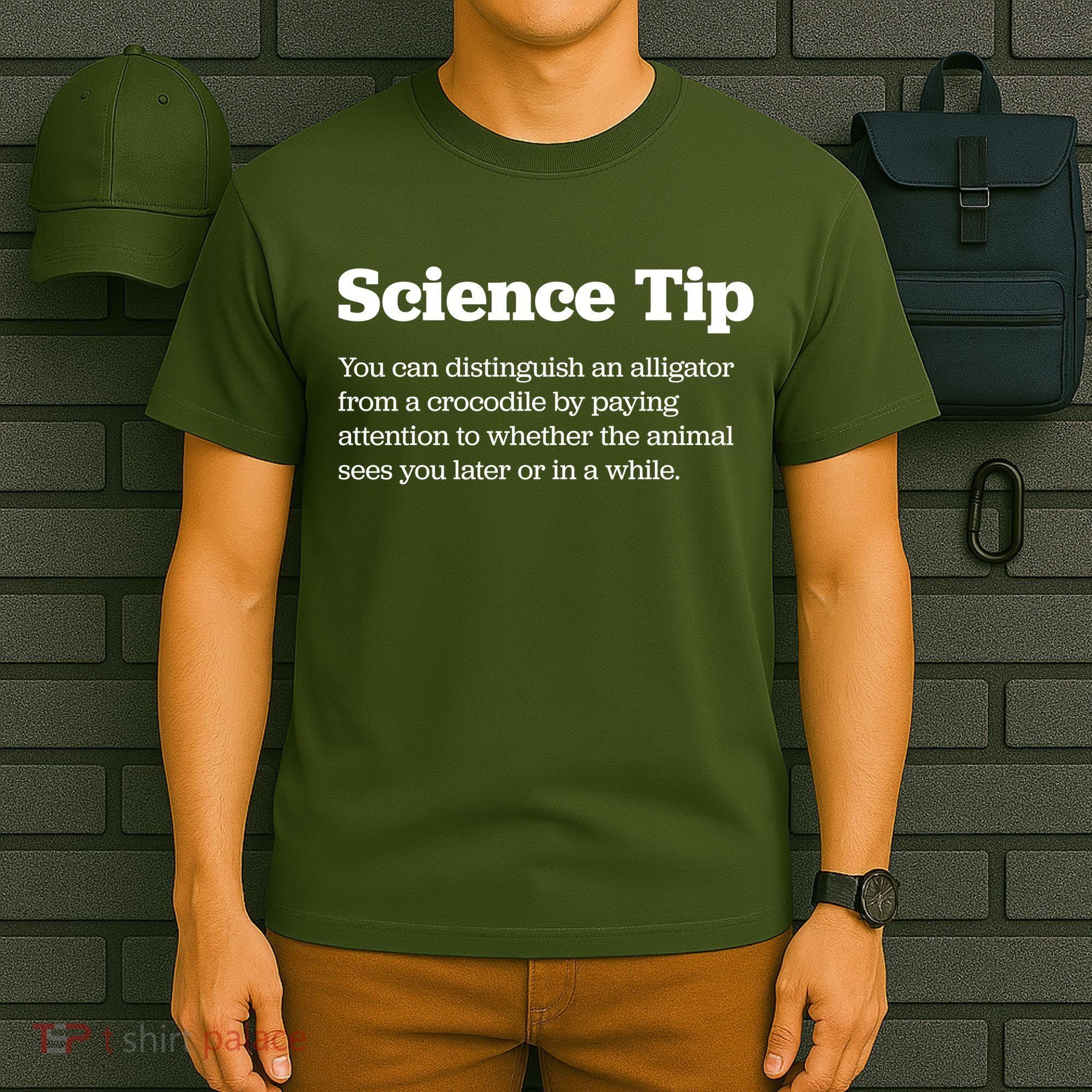 Funny Science Tip How To Distinguish A Alligator From A Crocodile T-Shirt