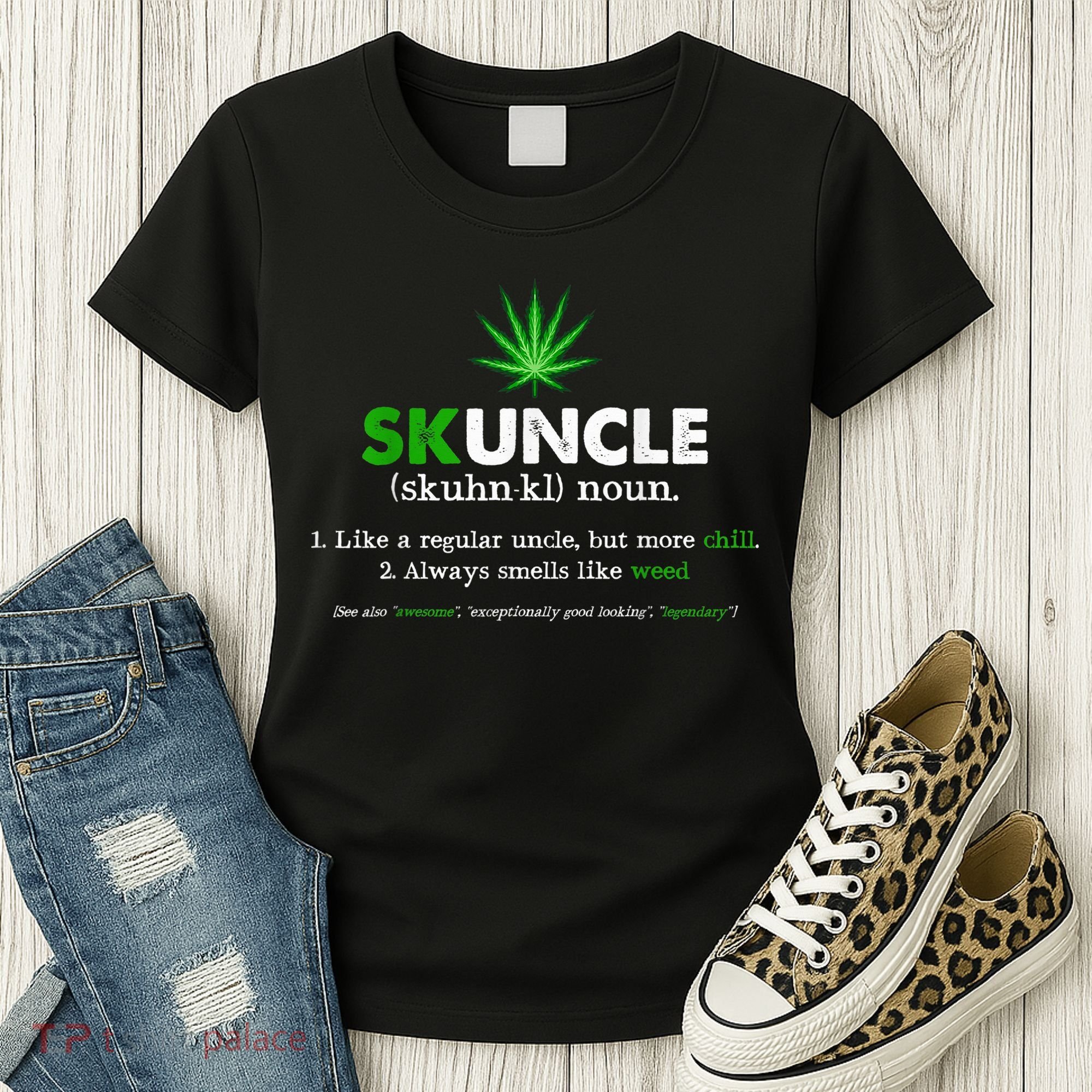 Funny Skuncle Weed Smoker Uncle Marijuana Lover Uncle Gift Women's T-Shirt