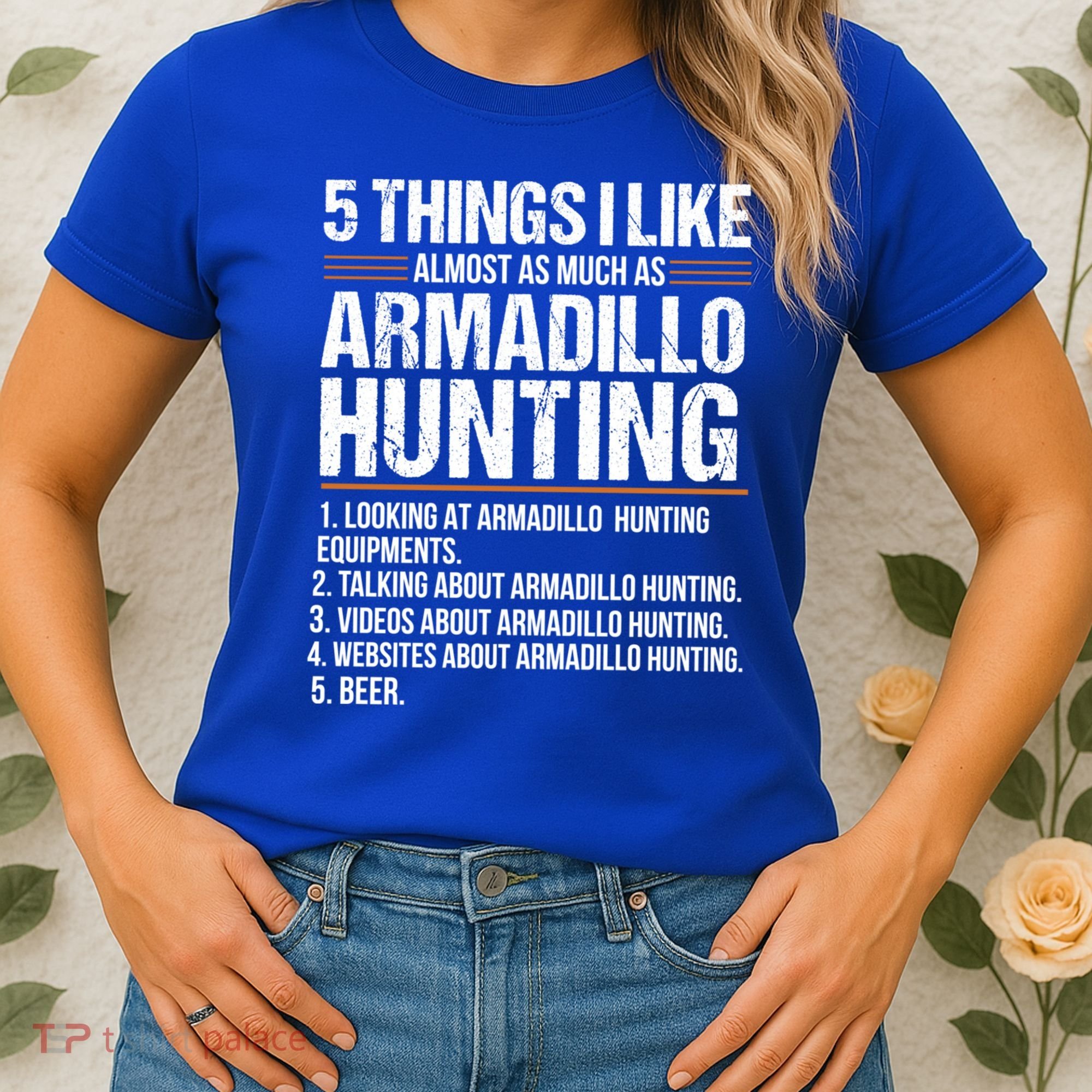 Funny Things Beer Armadillo Possum Hunting Hunter Beer Gift Cute Gift Women's T-Shirt