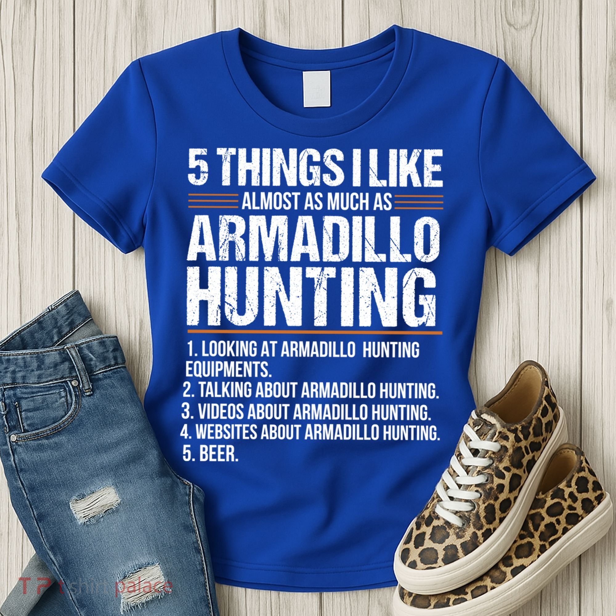 Funny Things Beer Armadillo Possum Hunting Hunter Beer Gift Cute Gift Women's T-Shirt