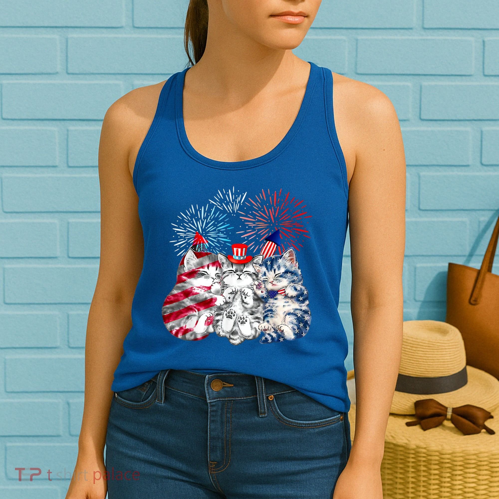 Funny Three Cat 4th Of July American Flag Patriotic Cat Women's Tank Top