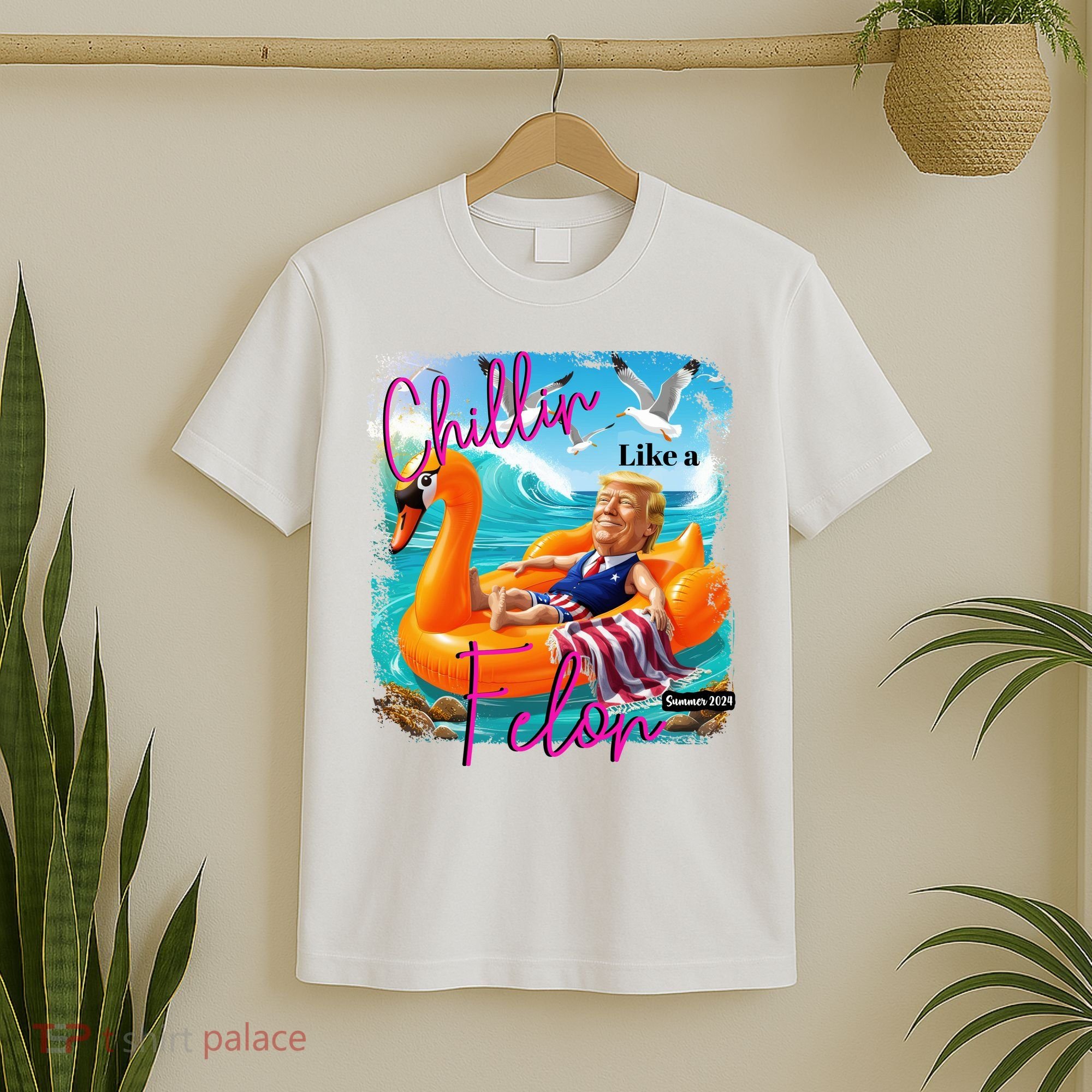 Funny Trump Chillin Like A Felon T-Shirt