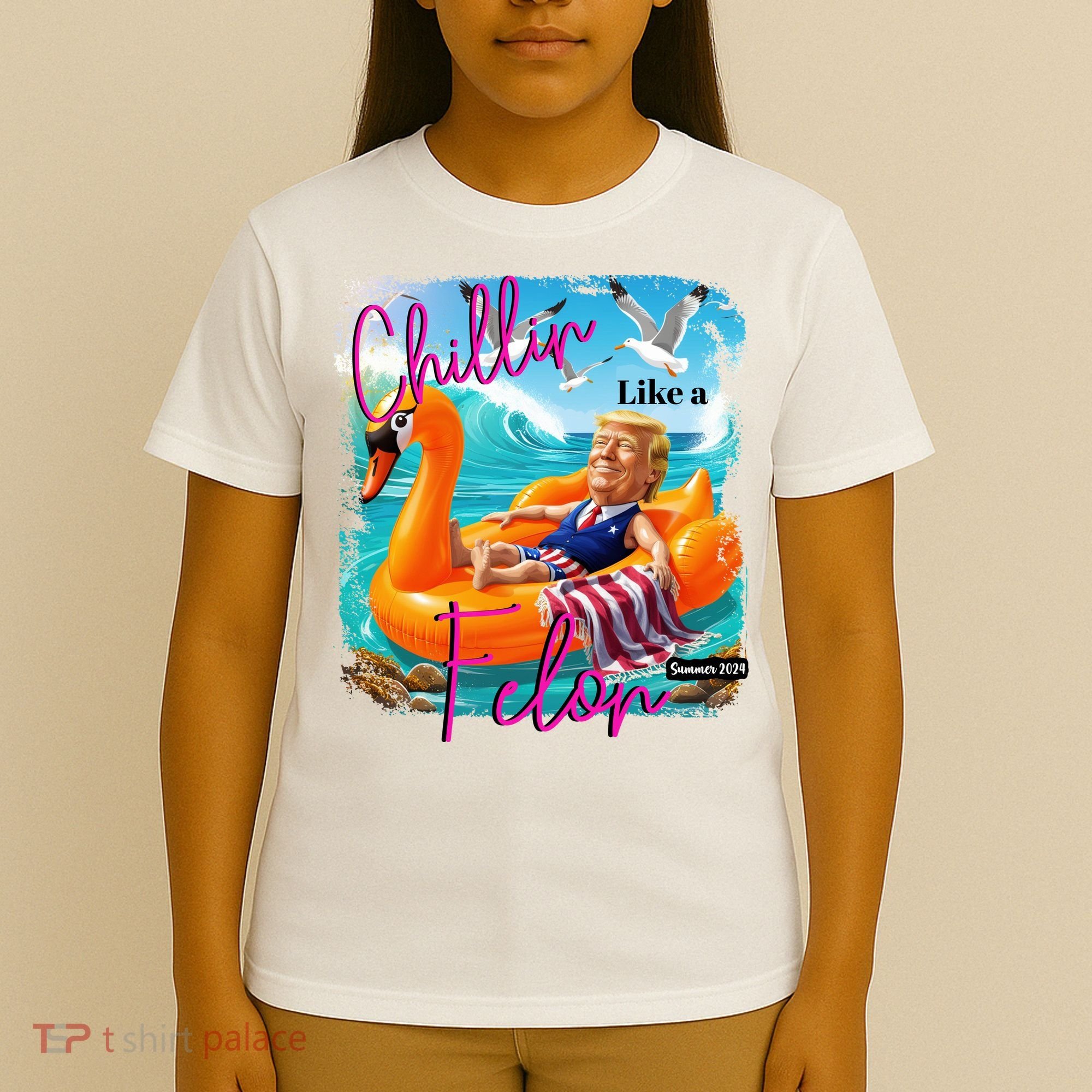 Funny Trump Chillin Like A Felon T-Shirt