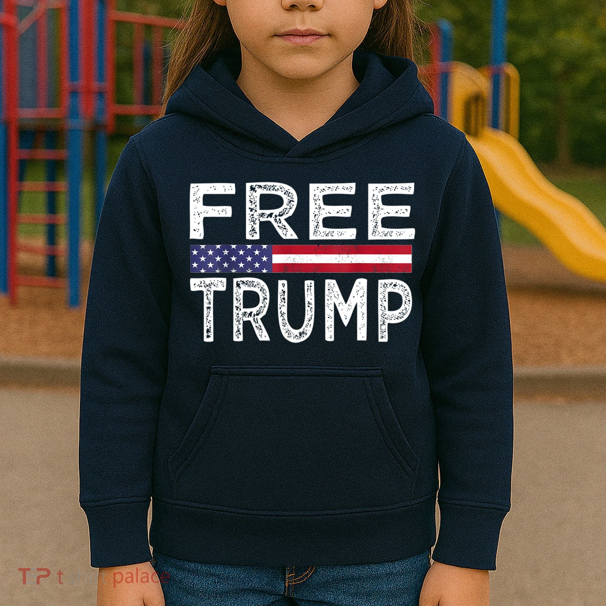 Free Trump, Free Donald Trump 2024 Kids Hoodie