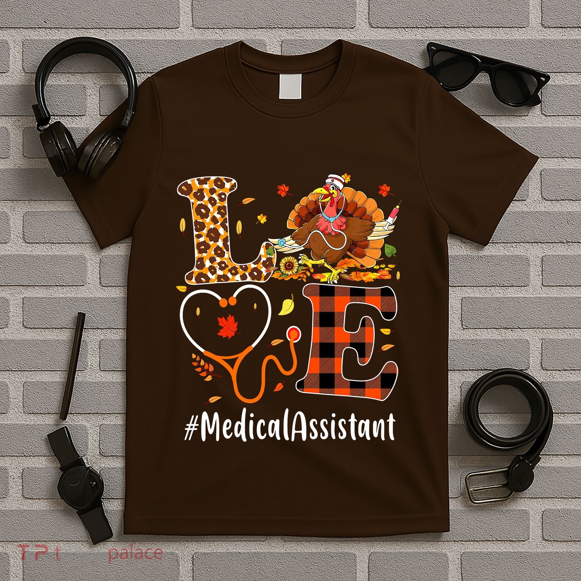 Funny Thanksgiving Medical Assistant Leopard Ki Love Pumpkin T-Shirt