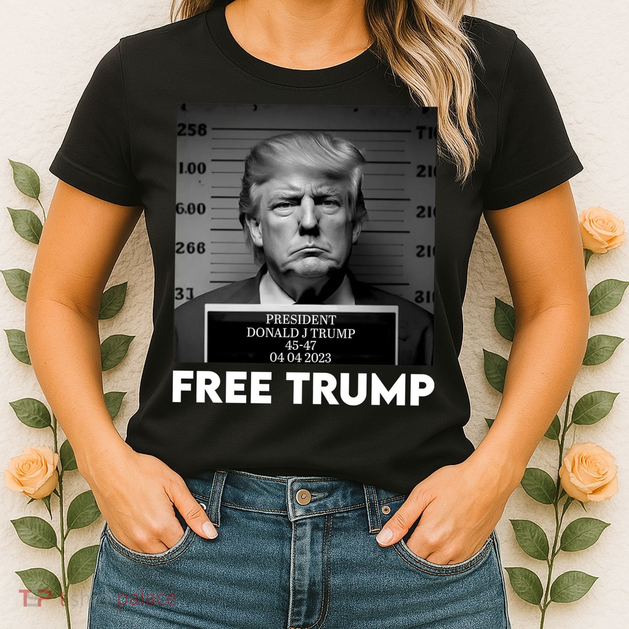 Free Trump Mug Shot Trump Not Guilty MugShot Women's T-Shirt