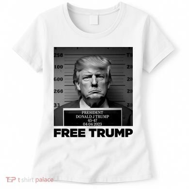 Free Trump Mug Shot Trump Not Guilty MugShot Women's T-Shirt