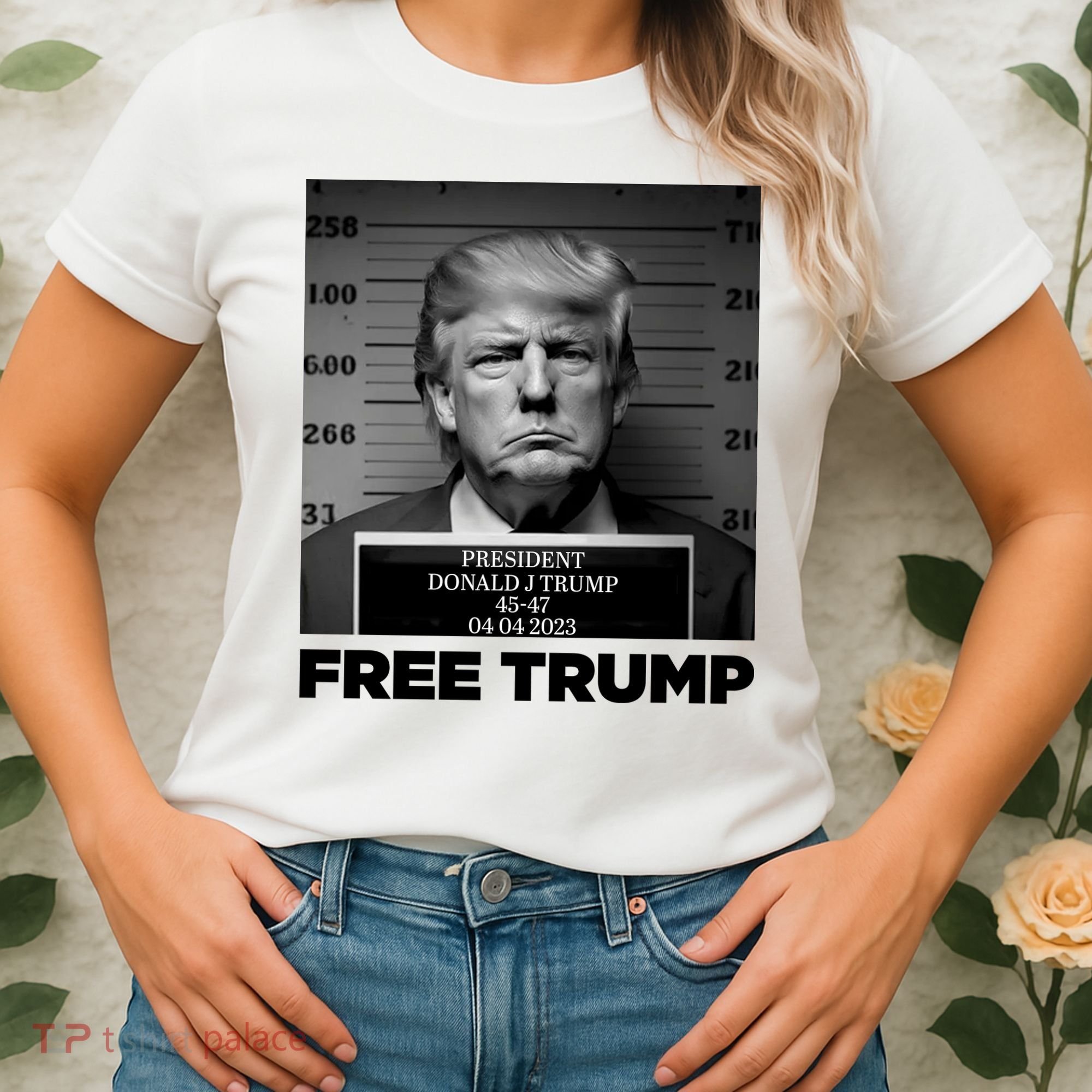 Free Trump Mug Shot Trump Not Guilty MugShot Women's T-Shirt